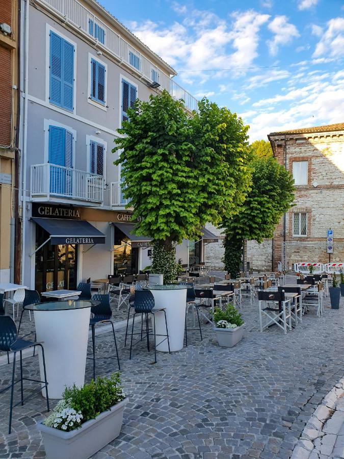 Viverenumana Appartamenti La Tua Casa In Centro A Pochi Passi Dal Mare Exterior photo