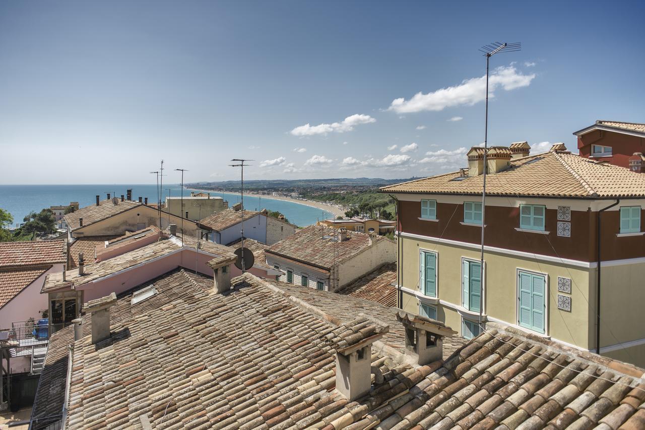 Viverenumana Appartamenti La Tua Casa In Centro A Pochi Passi Dal Mare Exterior photo